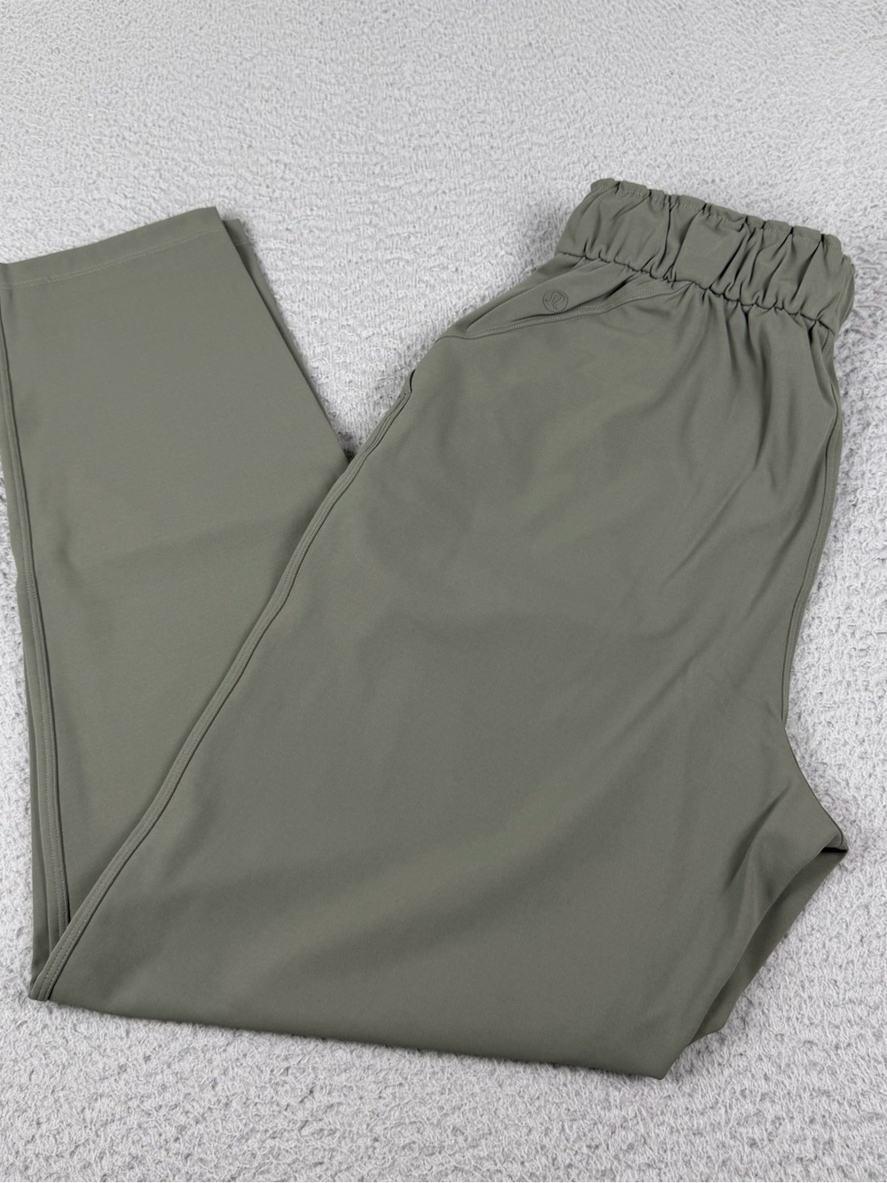 Lululemon Keep Moving 7/8 Pants Womens 4 Green High Rise Athleisure Preppy